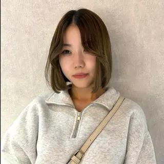 ショート ★デザインカラー ハイトーン ももか★のヘアスタイル