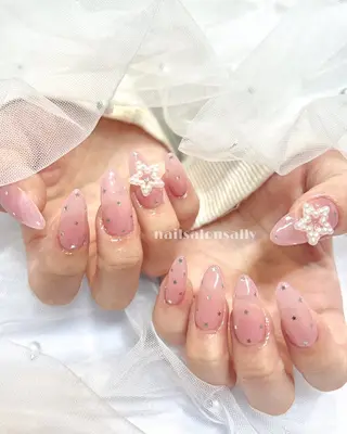ネイル GO TODAY シェアサロン　原宿Liber店所属・Risa🍒原宿 推し活/ガーリーのネイルデザイン