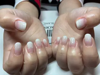 ネイル nailnail  ネイルネイル所属・松岡 明未夏のネイルデザイン