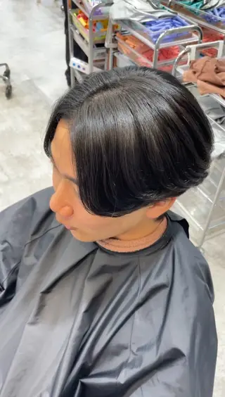 ショート パーマ メンズ 神山 哲のヘアスタイル
