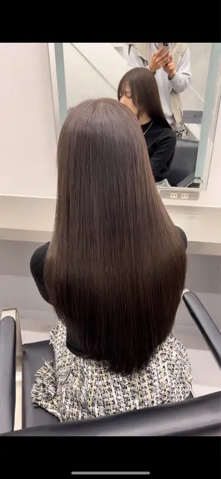 ロング 🚨メンズ曲がる 縮毛矯正りおん🚨のヘアスタイル