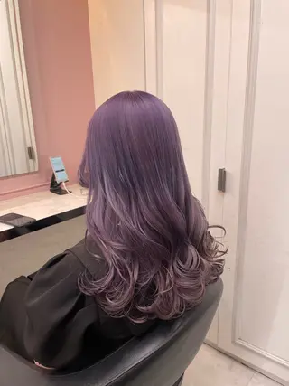 ロング カラー ヘアアレンジ ブリーチカラー🩰 ガーリー🩰とらのヘアスタイル