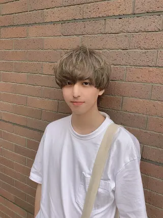 ミディアム カラー 小野寺空也✂️ 似合わせショートのヘアスタイル