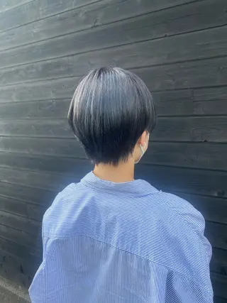 ショート カラー 【nui 茨木】 原田美紅のヘアスタイル