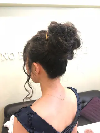 ロング ヘアアレンジ 小顔美肌&ヘアメイク 丸山紗來のエステ・リラクイメージ