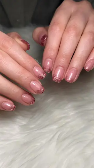 ネイル 関山 志乃のネイルデザイン