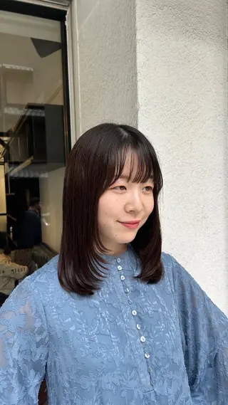 ミディアム ヒグチ マユのヘアスタイル