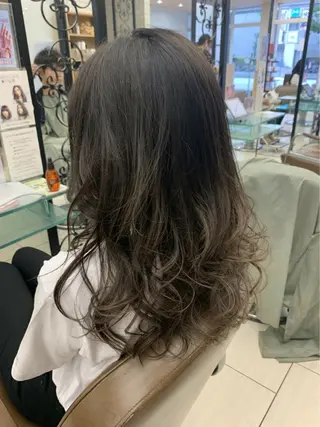 ロング 宮内 修平のヘアスタイル