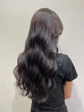 ロング 西 柚のヘアスタイル