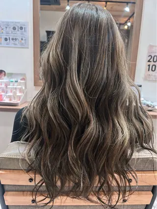 ロング カラー レイヤー/韓国/ ハッシュ/高田翼のヘアスタイル