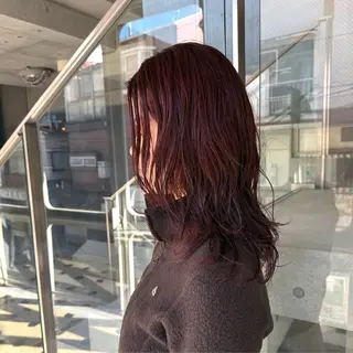 カラー RINA .のヘアスタイル
