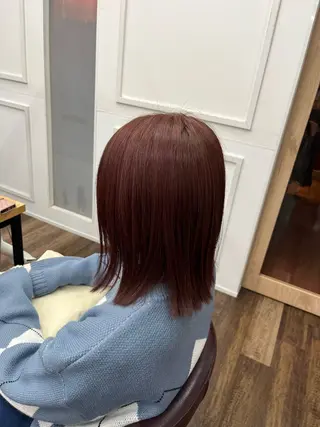 ミディアム カラー serein【セレイン】所属・中俣 愛梨のヘアスタイル