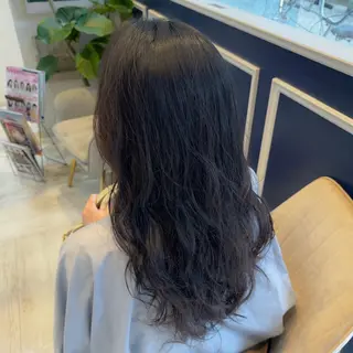 ロング パーマ 吉田 新平のヘアスタイル