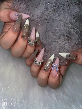 ネイル 高草木 桃香のネイルデザイン