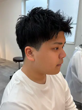 メンズ フェザーパーマ/韓国 /メンズカット保立のヘアスタイル