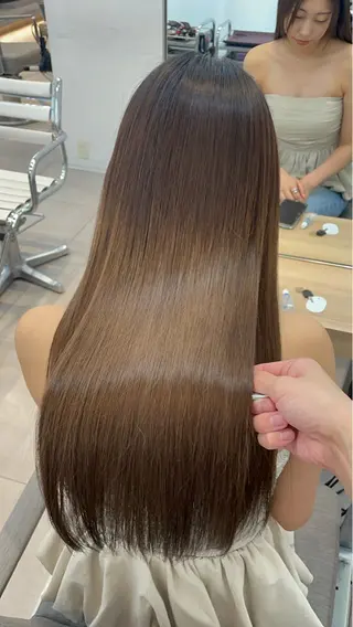 ロング ✨髪質改善✨美髪 矯正🫧小泉のヘアスタイル
