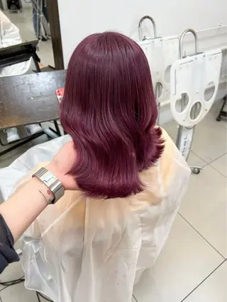 カラー 坂元 綾音のヘアスタイル