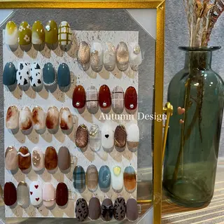 ネイル Renatus🤍 MISUZUのネイルデザイン