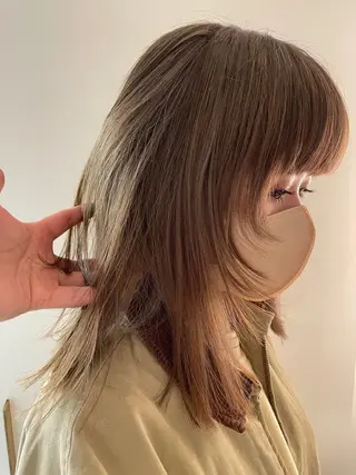 カラー 🌻名古屋🌻 🫧ハイトーン🫧のヘアスタイル