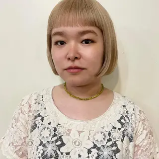 ショート カラー ホリケ アオイのヘアスタイル