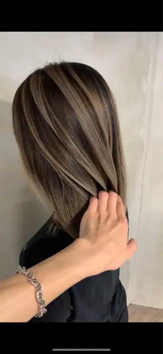 ミディアム カラー ブリーチ/ハイトーン 🔥MOTOKI🔥のヘアスタイル