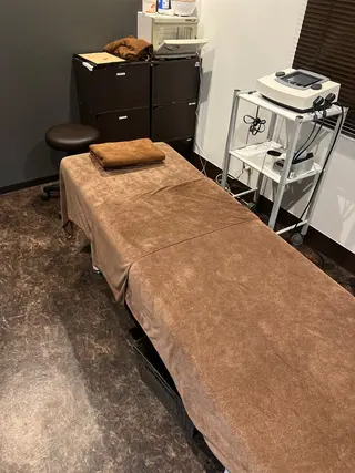 メンズ 美容鍼灸サロン LOMIHARIのエステ・リラクイメージ