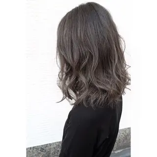 ミディアム カラー OFF YUYAのヘアスタイル