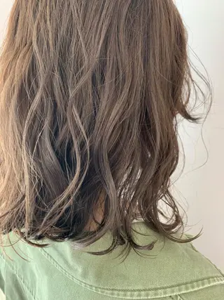 ミディアム カラー 🌿椿 夢来🌿のヘアスタイル