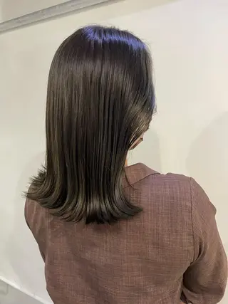 ミディアム カラー silo所属・silo MOKA 顔周りカット🦦のヘアスタイル