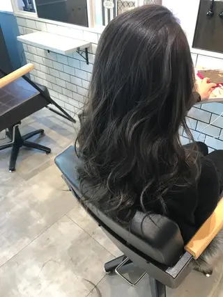 ロング カラー ヤマナカ エリカのヘアスタイル