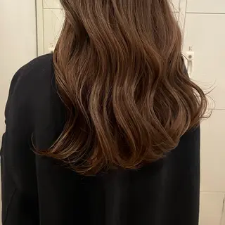 ロング カラー canon/ベージュ /透明感カラーのヘアスタイル