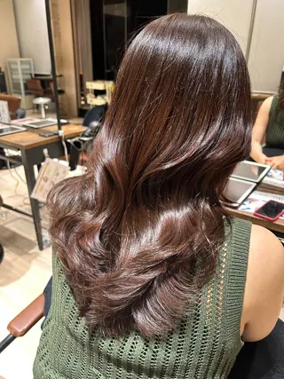 ミディアム カラー 🎀大竹美侑／顔まわ りカット／レイヤーのヘアスタイル