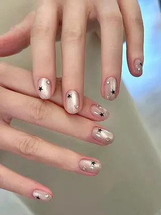 ネイル RAFFINE haru🦋🩵のネイルデザイン