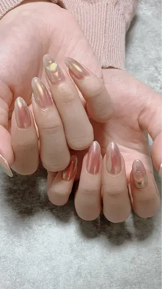 ネイル haleyume所属・shino🌟 痛ネイルのネイルデザイン