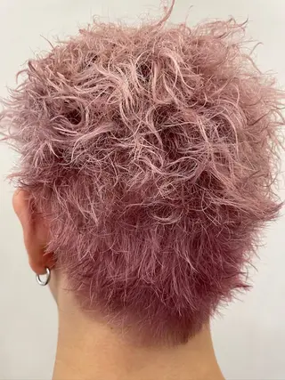 カラー カラー特化美容師 オレンジカラーのヘアスタイル