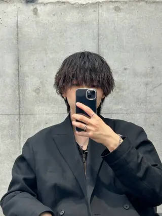 カラー パーマ メンズ RACCOON.TOKYO 渋谷店所属・メンズカット🐺 パーマ特化🔥舜のヘアスタイル