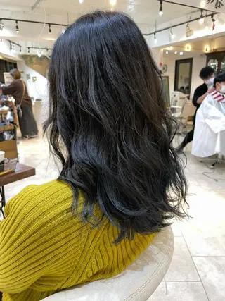 セミロング カラー あしかが ゆいとのヘアスタイル