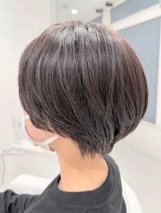 ショート uru【ウル】所属・島守 桃香のヘアスタイル