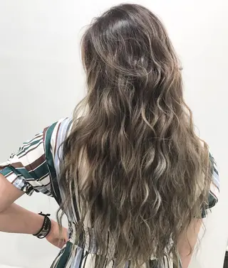 ロング カラー ヘアアレンジ BANK'S hair所属・💐ケラチン 髪質改善寺坂雄飛💐のヘアスタイル