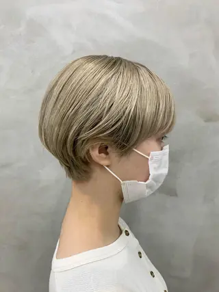 ショート カラー 🌿似合わせブリーチ 松本朋幸🌿のヘアスタイル