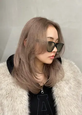 ミディアム カラー ヘアアレンジ mina 🌷のヘアスタイル