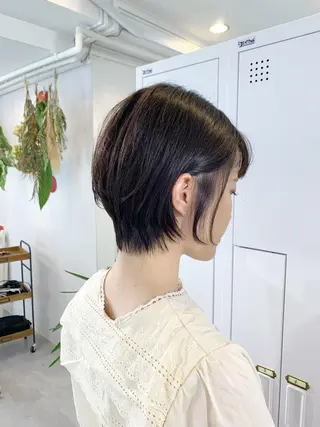 ショート レイヤー×縮毛矯正 深見 拓のヘアスタイル