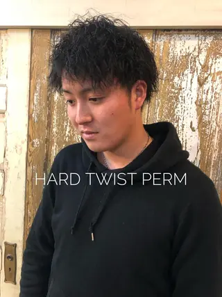 ショート メンズ特化美容師 ハスイルイのヘアスタイル