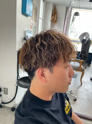 ショート カラー パーマ メンズ JERICHO HAIR所属・河野 由佳の眉毛・アイブロウイメージ