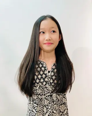 ロング HAYS HAIR&MAKEのヘアスタイル