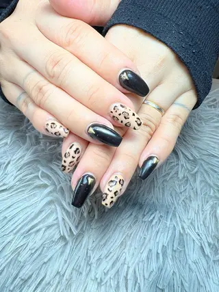 ネイル シェヌネイル JURAのネイルデザイン