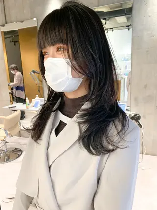 ロング yoke 《ヨーク》のヘアスタイル