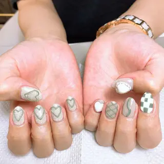 ネイル Una ☀️☀️のネイルデザイン