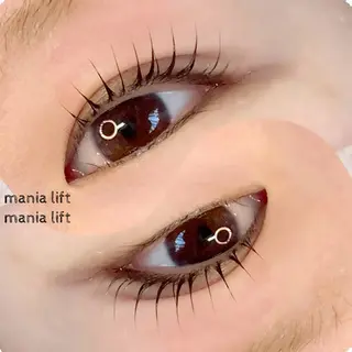 マツエク・マツパ mania所属・eyelash eyebrowsのマツエク・マツパデザイン