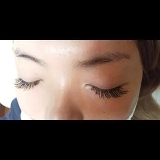 マツエク・マツパ 💡次世代LED -TIARA💡のマツエク・マツパデザイン